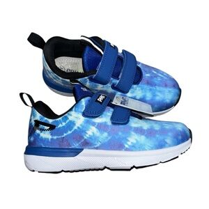 NIB Primigi Velcro Sneakers 12.5 Little Boy/ 30 European